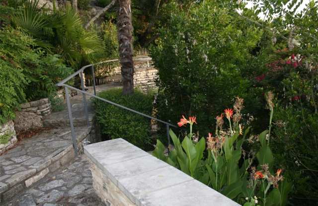 609 Robin Dale Drive Gallery 4