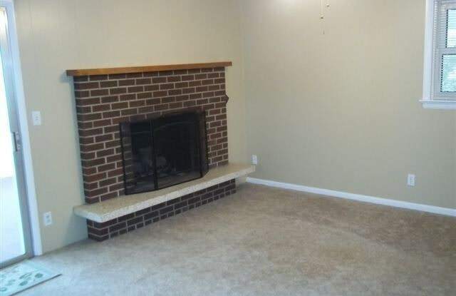 1764 Newton Drive Gallery 2