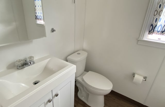 120 7th Street - 120 7th Street, Rawlins, WY 82301