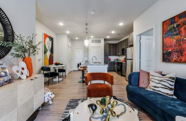 Palladium East Foster Crossing photos photos