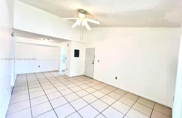 7215 NW 179th St photos photos