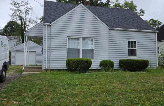 1439 Orlando Ave Akron photos photos
