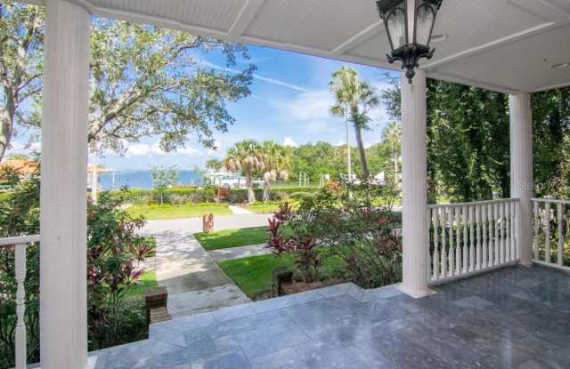822 S BAYSIDE DRIVE Gallery 2