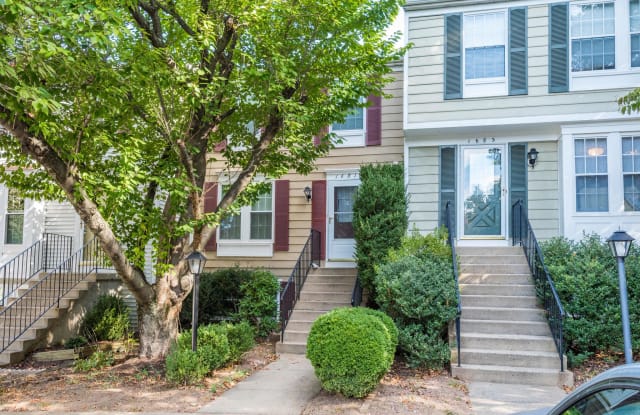 1681 BAYFIELD WAY - 1681 Bayfield Way, Reston, VA 20194