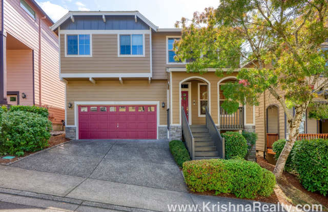 Spectacular 4 Bed | 2.5 Bath Single-Family Home | Quiet Haydon Highlands Neighborhood | Amazing Location | Spacious & Inviting Living photos photos