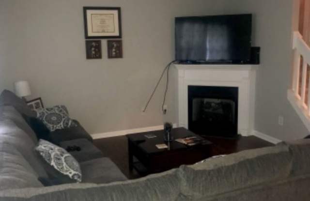 10852 Holly Ridge Blvd Gallery 3