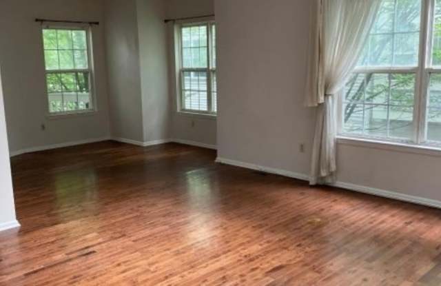 2106 HARVEST CT Gallery 4
