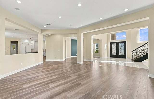 3101 Terraza Place Gallery 4