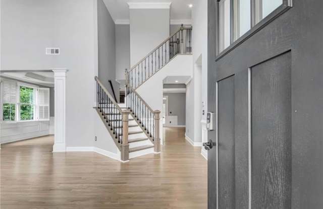 3355 E gate Drive Gallery 4