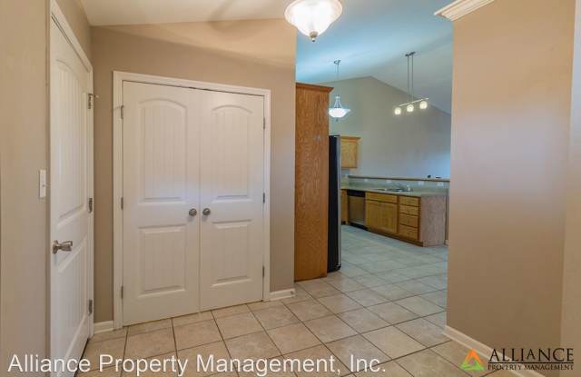 2912 Brookville Dr. Gallery 2