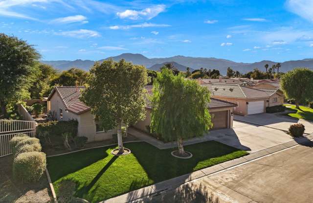 81107 Portola Circle Gallery 4