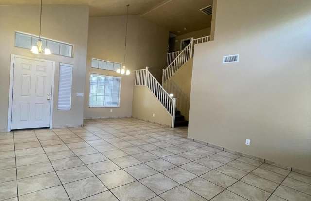 1466 E HOLIDAY Drive Gallery 3