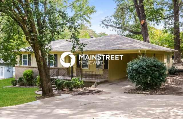 2429 Debbie Drive Gallery 2