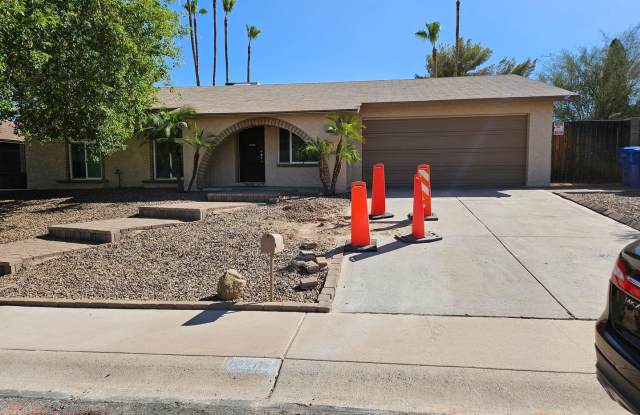 Fantastic Ahwatukee rental with private pool photos photos