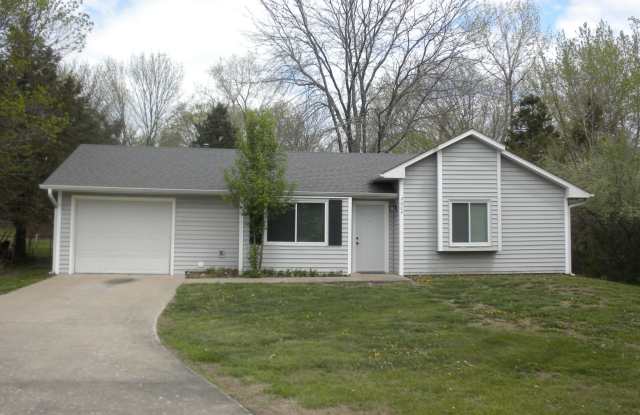 3 Bed 1.5 Bath Home Off Of Mexico Gravel Road photos photos