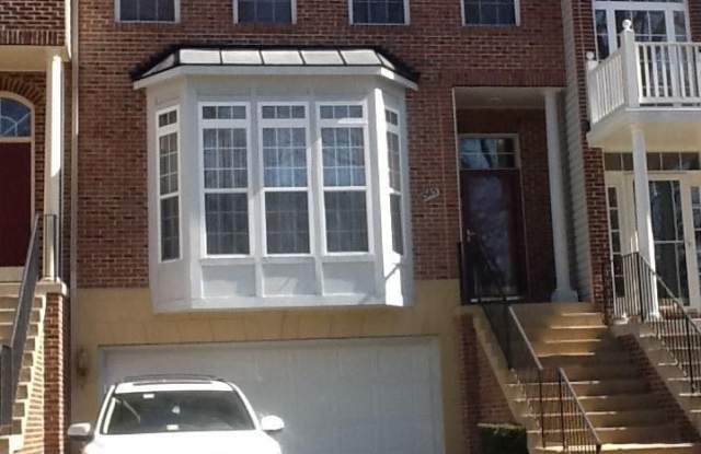 6565 MCKENNA WAY - 6565 McKenna Way, Kingstowne, VA 22315