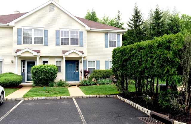 1069 Roseberry Court Gallery 2