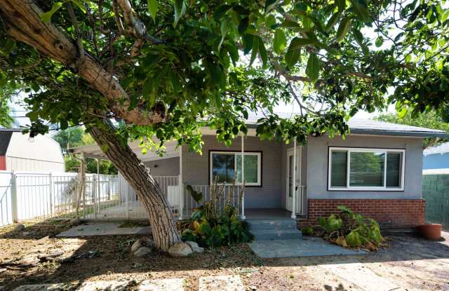 Beautiful 2 bedroom 1 bath home!!!! photos photos