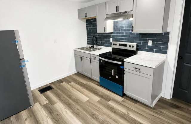 2801 W Uintah Triplex Gallery 3