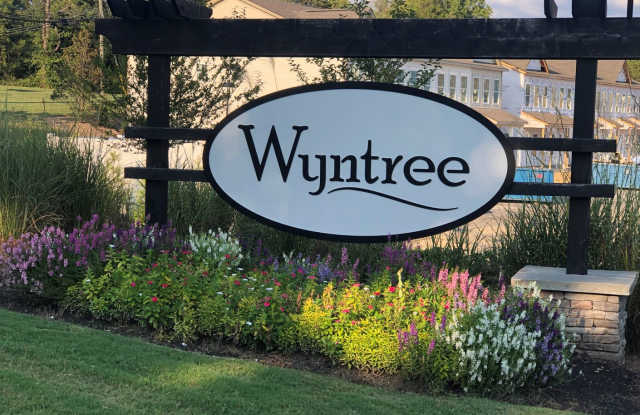 BEAUTIFUL 2 Bedroom Townhome in Midland - AVAILABLE FEBRUARY 2026 photos photos