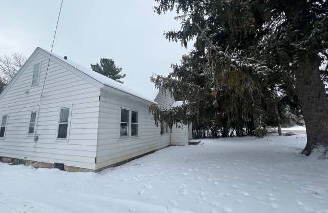 Click the “Apply Now” button or email wapmrentals@gmail.com for a prompt response. - 715 Flieth Street, Wausau, WI 54401