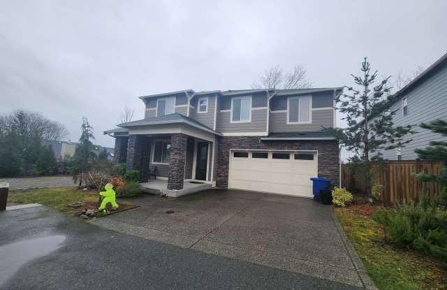Large Spacious 4 Bed Home - 8435 Northeast 146th Street, Kenmore, WA 98028