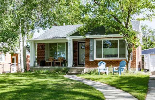 Beautifully Updated 3-Bedroom Home with Modern Upgrades & Spacious Backyard photos photos