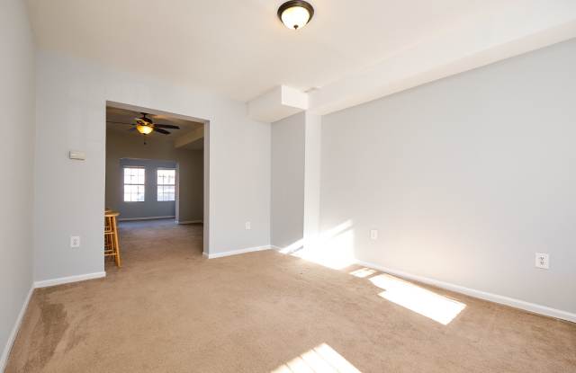 215 S St NW APT MAIN Gallery 2
