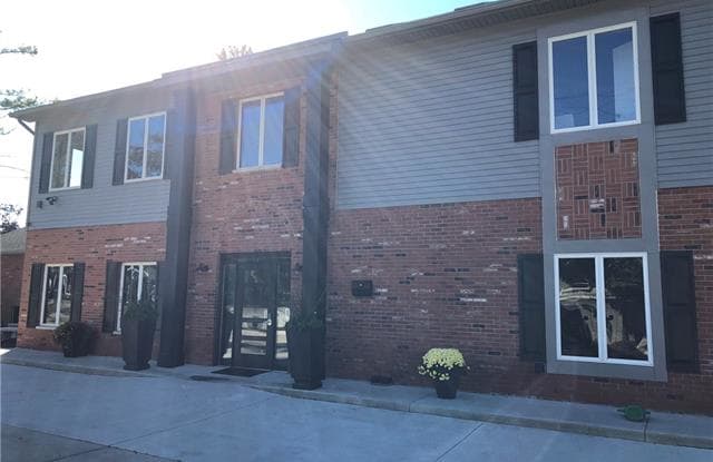 1362 W HURON Street - 1362 West Huron Street, Waterford, MI 48328