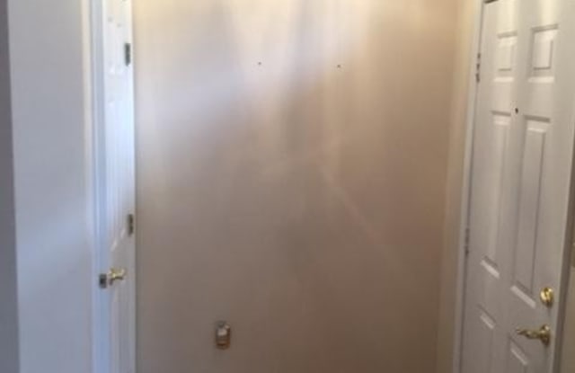 6565 MCKENNA WAY Gallery 2