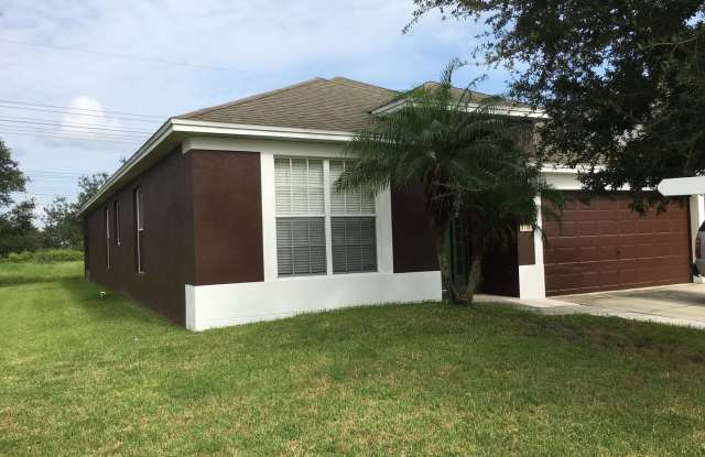 Beautiful Home Located in Great Community with all the Amenities. photos photos