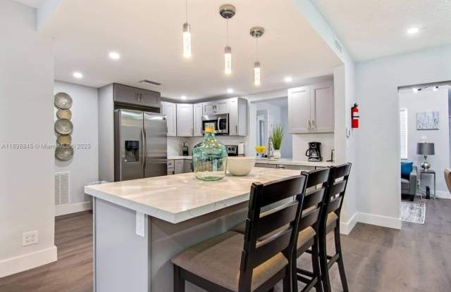 1305 Funston St photos photos