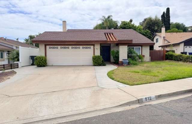 4 Bedroom, 2.5 Bathroom Home with Spacious Layout in Chula Vista photos photos