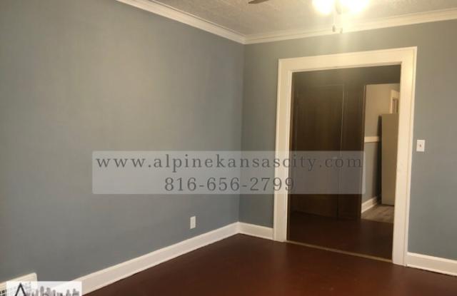 5115 Forest Avenue Gallery 4