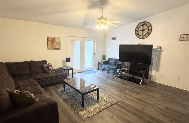 4009 Shorewood Dr Gallery 3