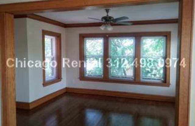 3340 North Oakley Gallery 2