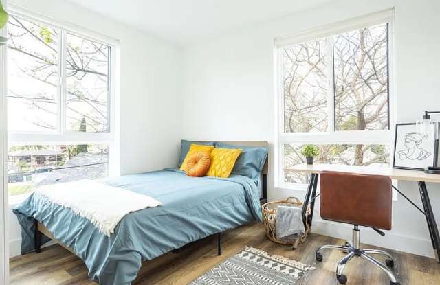1366 W 35th Street - Co-Living Gallery 2