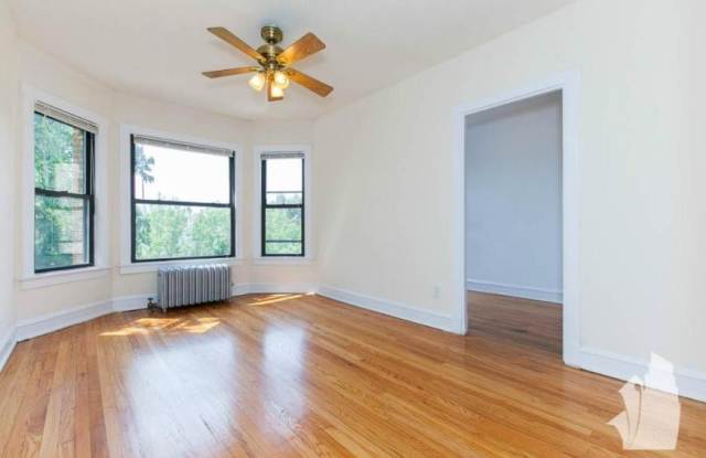 2653 North Spaulding Avenue photos photos