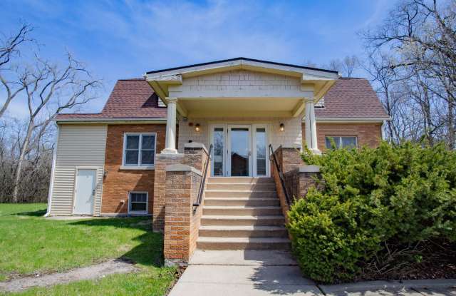 1305 Oswego Rd., Naperville, Illinois 60540 photos photos