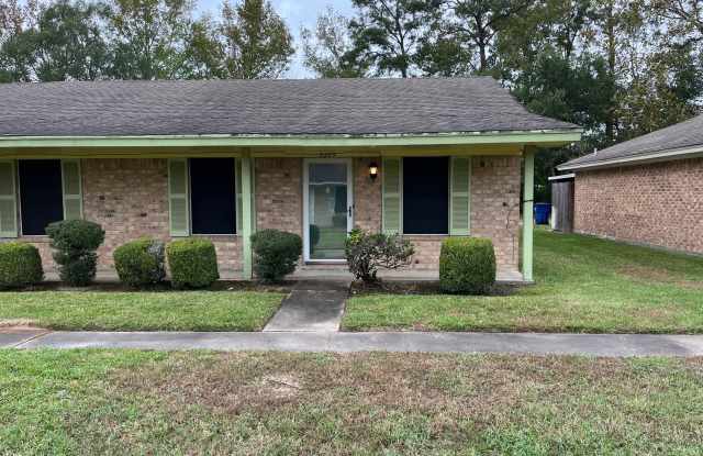 6064 Bedford Dr photos photos