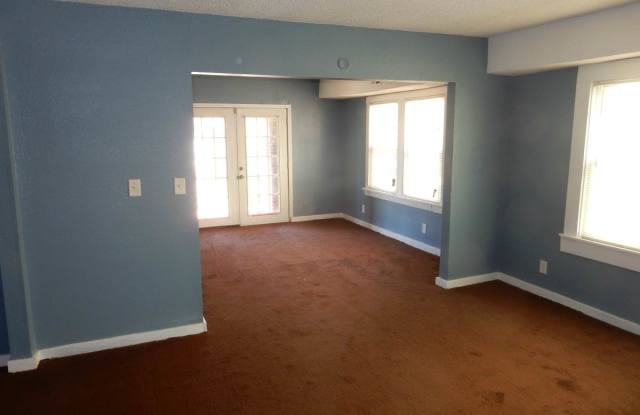2617 Benton Blvd Apt 2 Gallery 4
