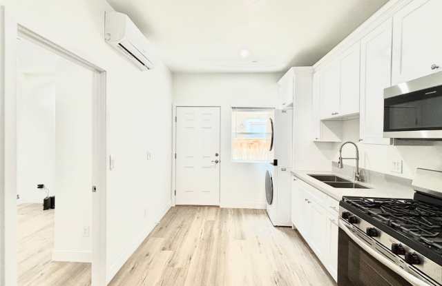 351H2 - Oxnard | 2 Bed 1 Bath | Newly Renovated! photos photos