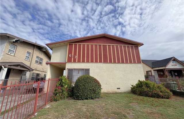 617 W 75th Street - 617 West 75th Street, Los Angeles, CA 90044