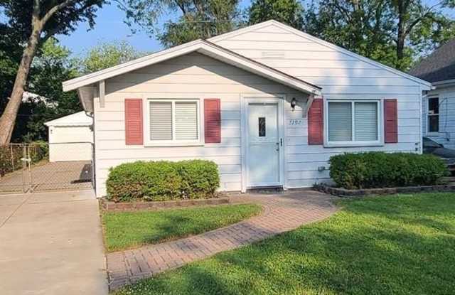 7297 Floral Street photos photos