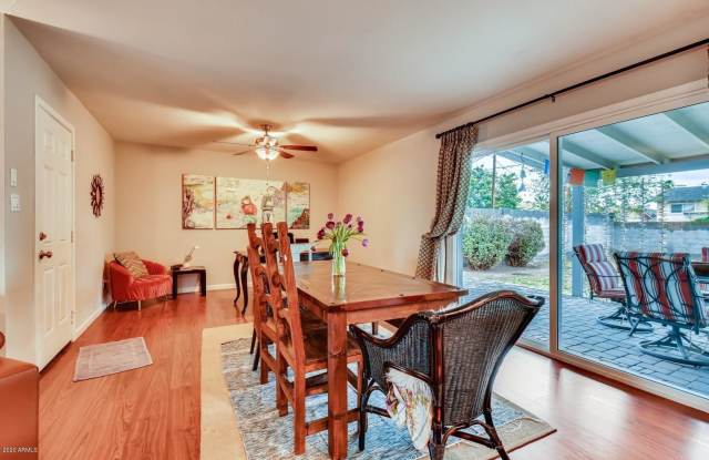 8443 E JACKRABBIT Road Gallery 3