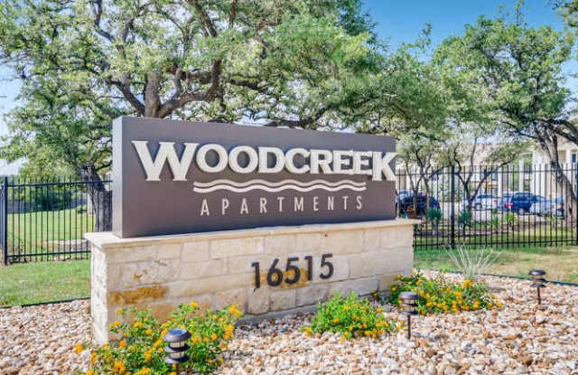 Woodcreek Apartments photos photos