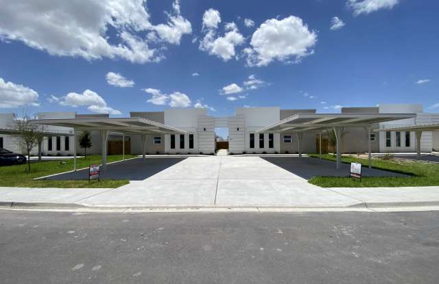 1307 Marcela Dr Gallery 2