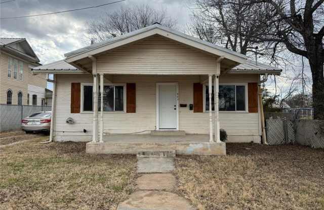 405 W Chandler Street photos photos