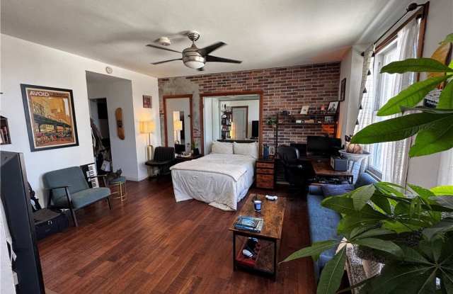 455 E Ocean photos photos