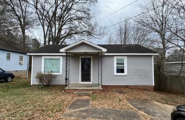2/1 House in Shelby, NC - House will be deep cleaned photos photos